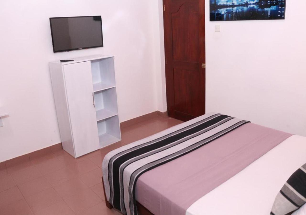 Cozy Inn Negombo Buitenkant foto